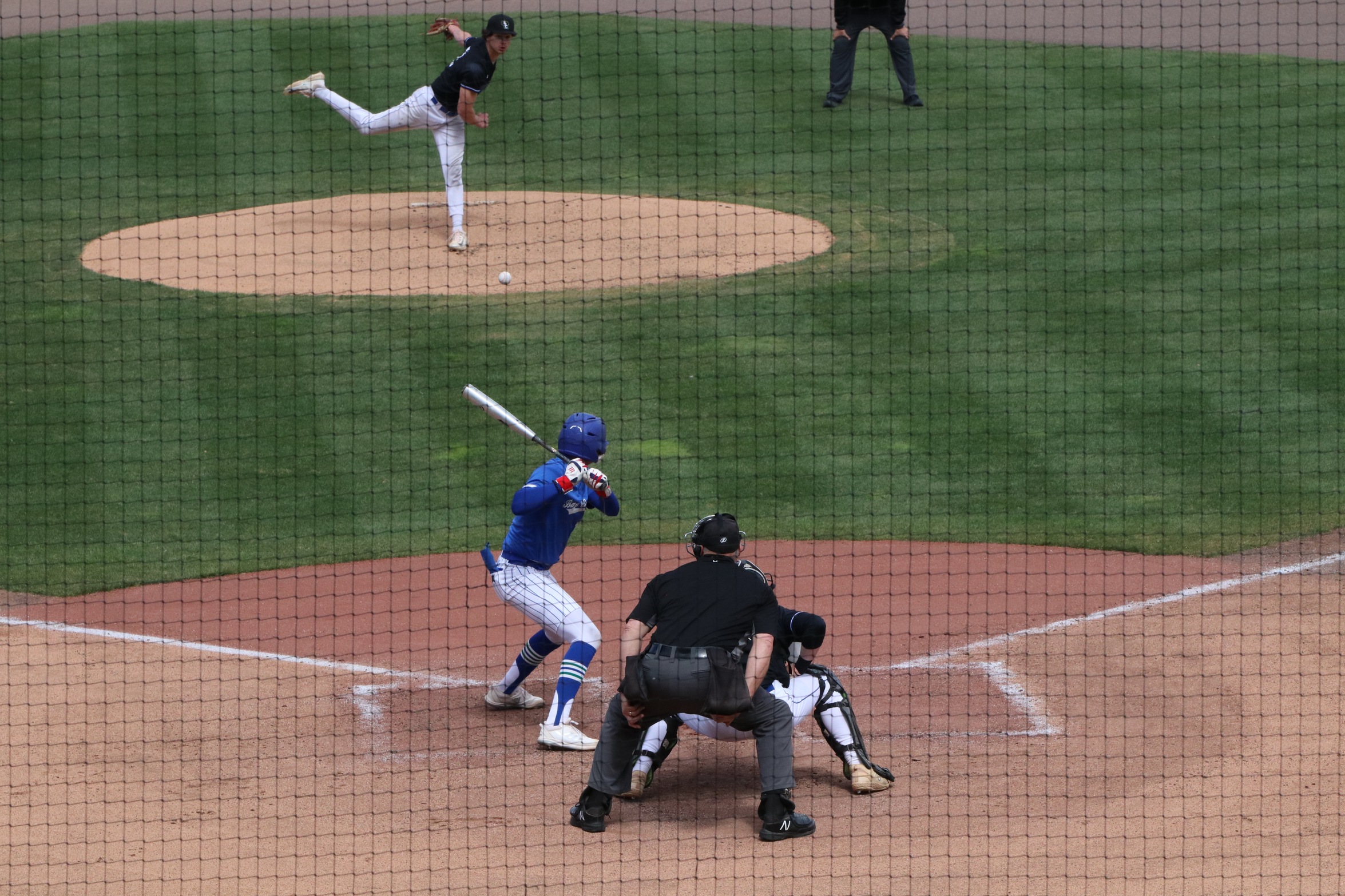 Lorenzo Feliciano in the box as a pitch comes in