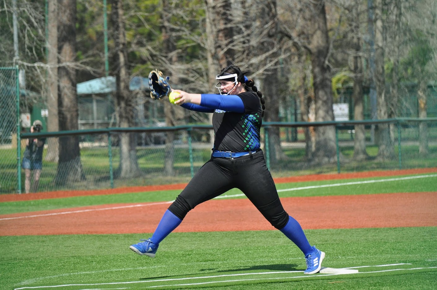 Karlie Patron delivering a pitch