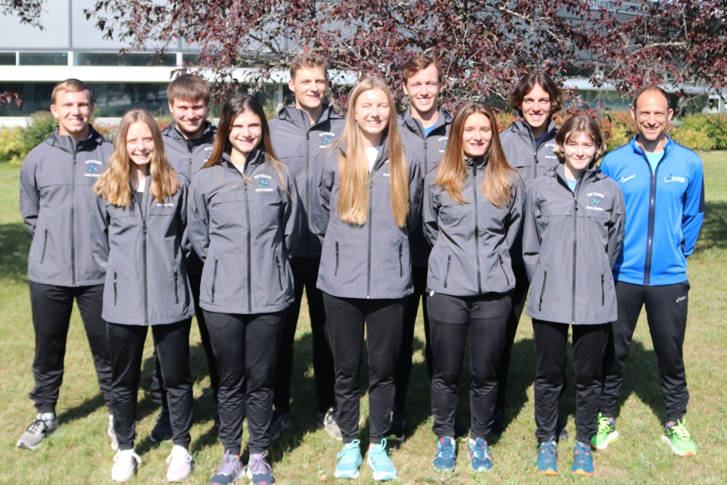 2023 Norse Men's and Women's Cross Country Team